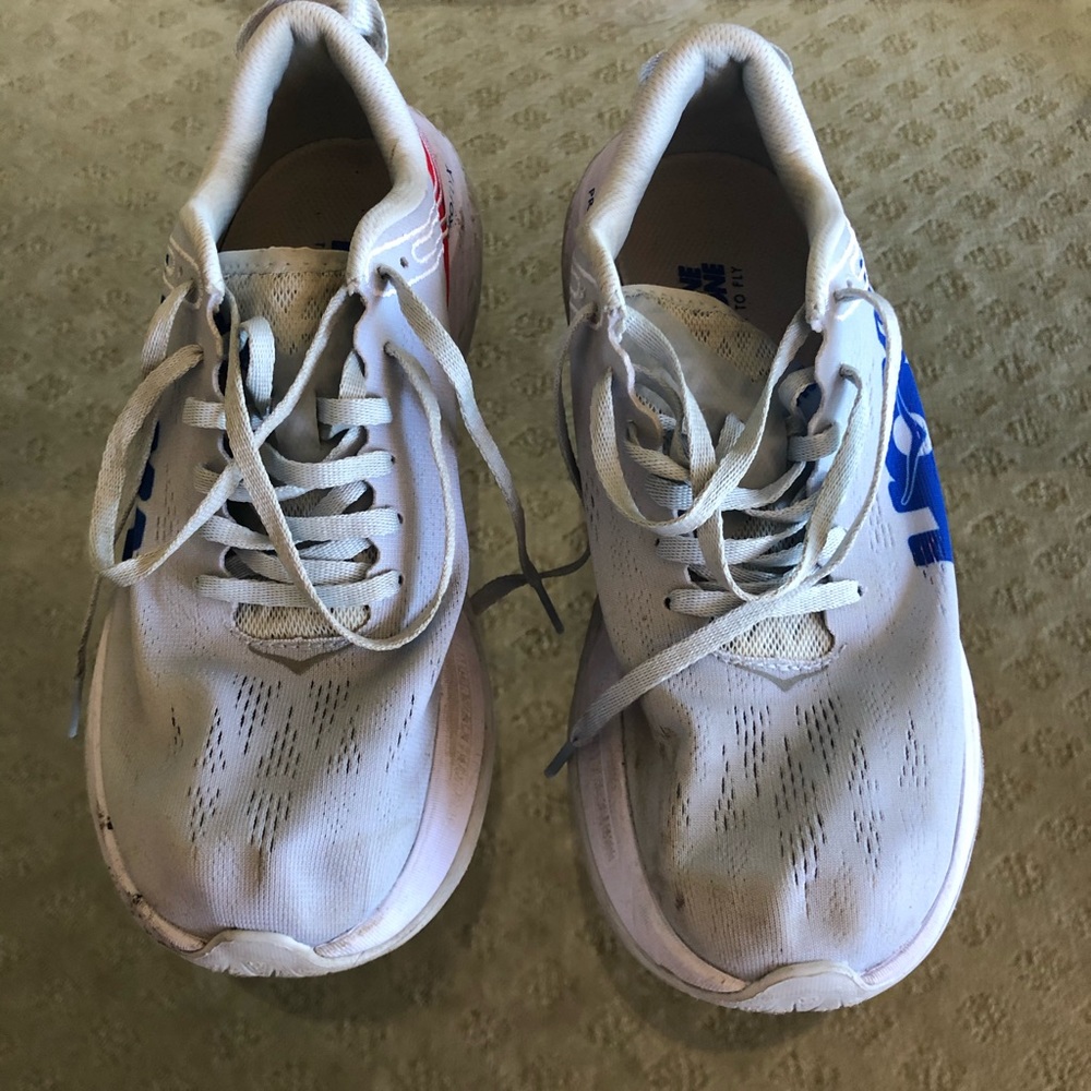 HOKA Carbon X women’s shoe Air/Blue